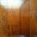冷蔵庫搬入時に少々擦ってしまったようです。