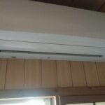 今までクーラーがなかった居間に新たに新設してほしいとのこと