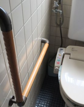 トイレリフォームのここが知りたい：　トイレに手すりを取り付ける際の注意点